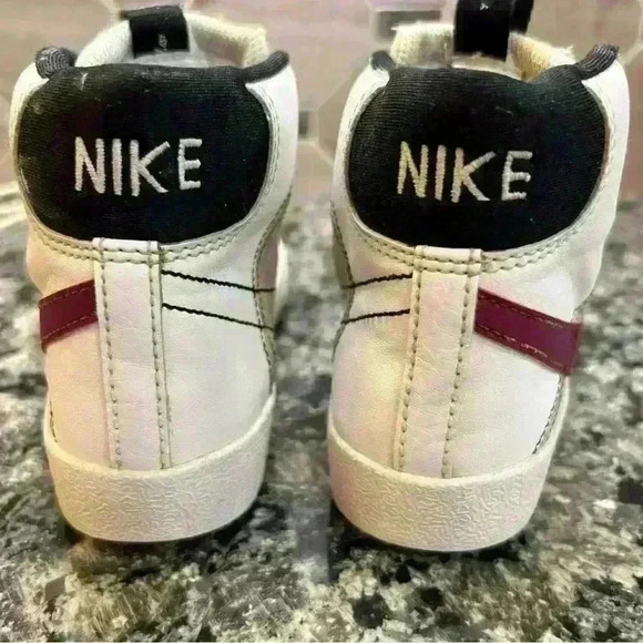 Nike Kids Blazer Mid 77, White And Red , Size 11C - Picture 5 of 14